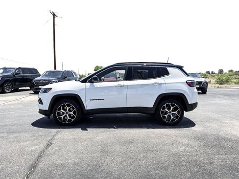 Used 2025 Jeep Compass Limited AWD/4WD image 14