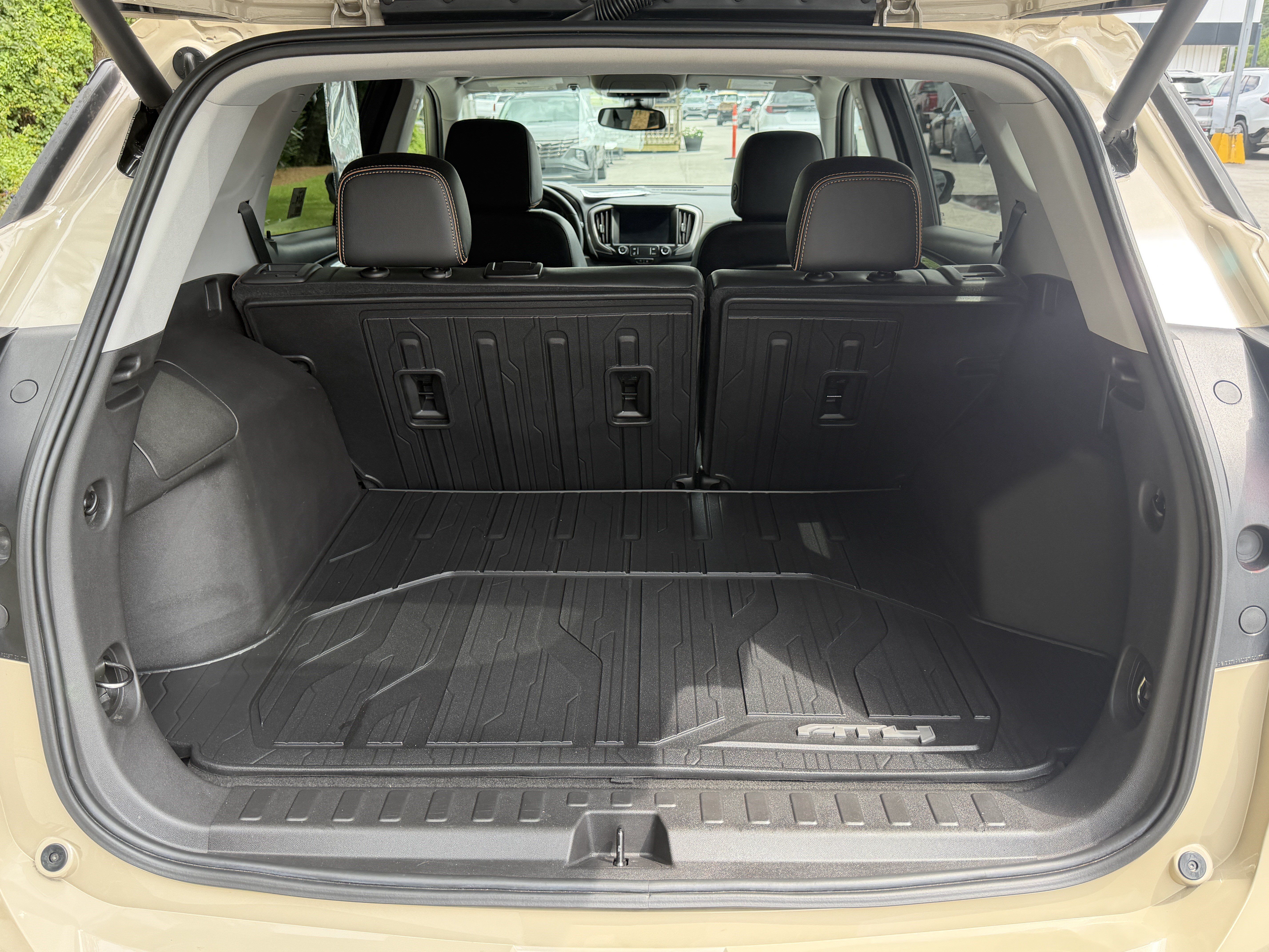 Used 2023 GMC Terrain AT4 w/ Infotainment Package II AWD/4WD image 4