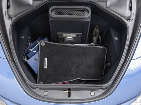 Used 2026 McLaren 750S Spider RWD image 17