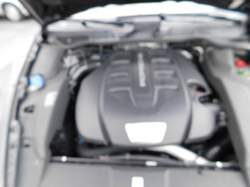 Used 2013 Porsche Cayenne Diesel AWD/4WD image 30