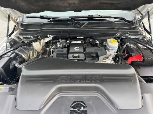 Used 2024 RAM 2500 Laramie image 34