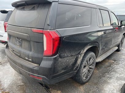 Used 2023 GMC Yukon XL SLE