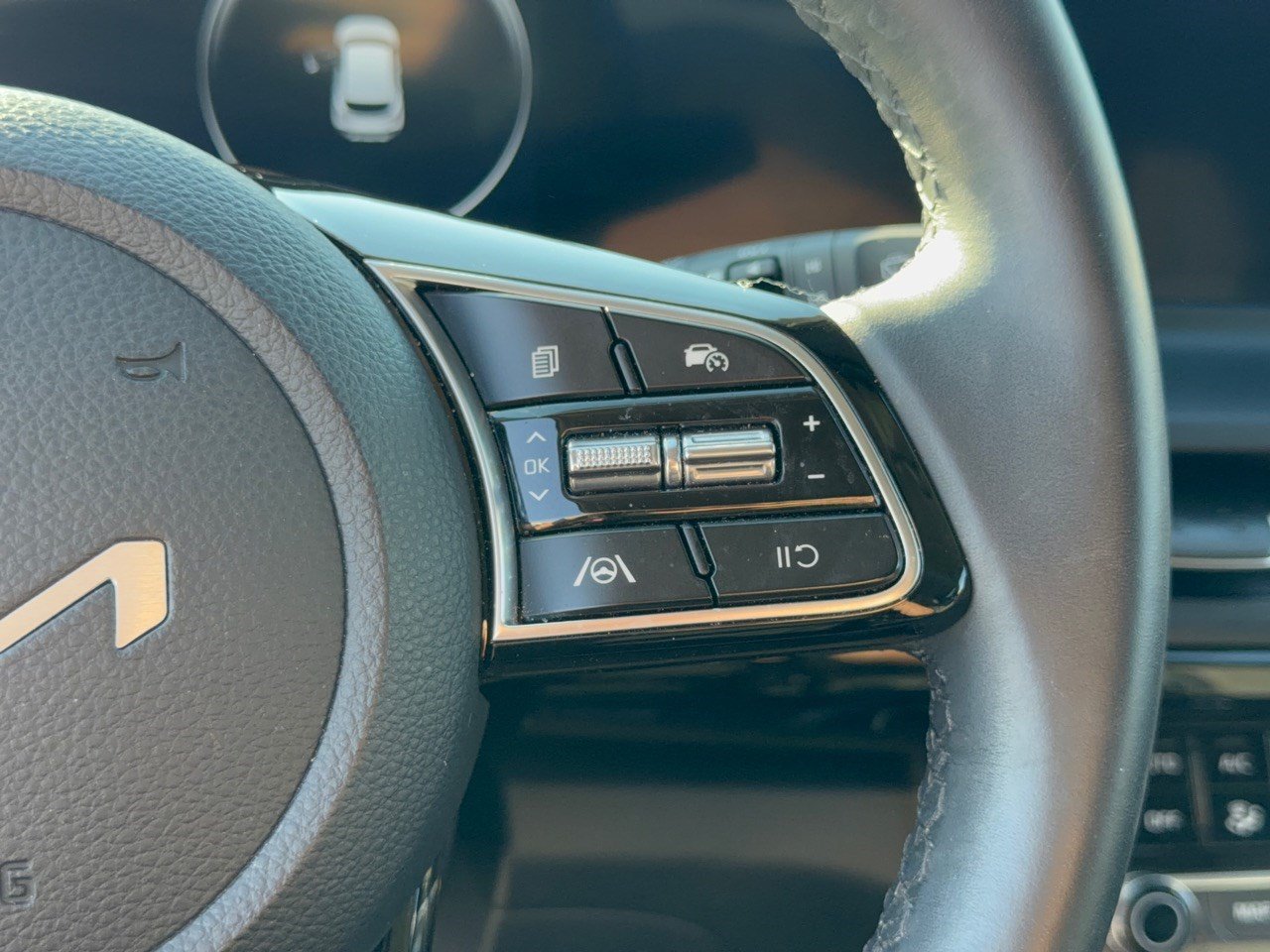 Used 2024 Kia Seltos S AWD/4WD image 23