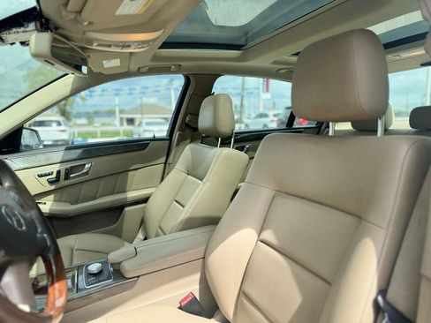 Used 2010 Mercedes-Benz E 350 E350 Sedan 4MATIC image 22