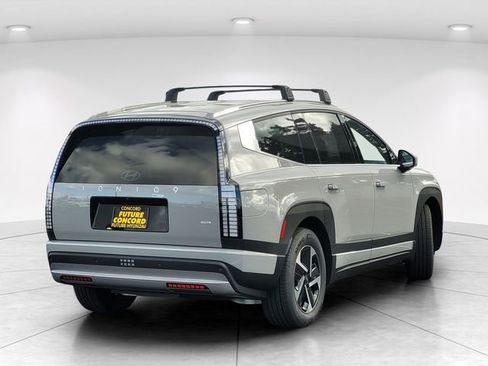 New 2026 Hyundai Ioniq 9 SE image 6