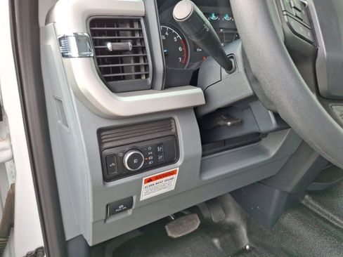 Used 2024 Ford F350 XL w/ Snow Plow Prep Package image 20