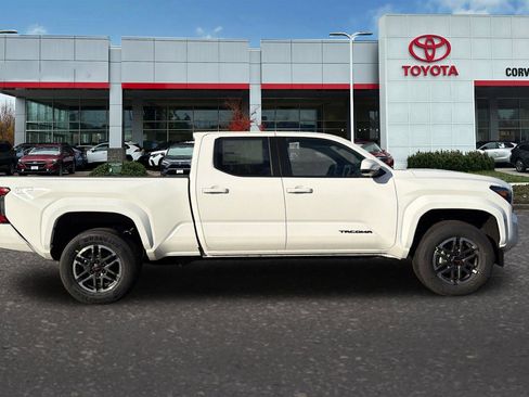 New 2026 Toyota Tacoma TRD Sport image 4