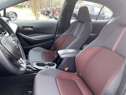 Certified 2025 Toyota Corolla SE image 10