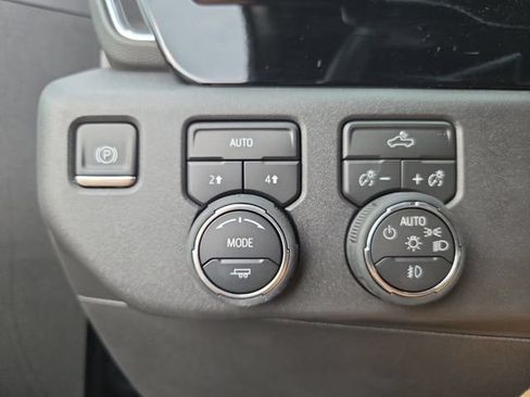 Used 2026 Chevrolet Silverado 1500 RST w/ LPO, Dark Essentials Package AWD/4WD image 26