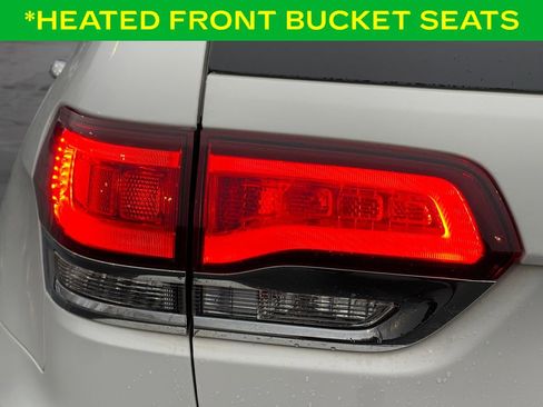 Used 2020 Jeep Grand Cherokee Limited image 14