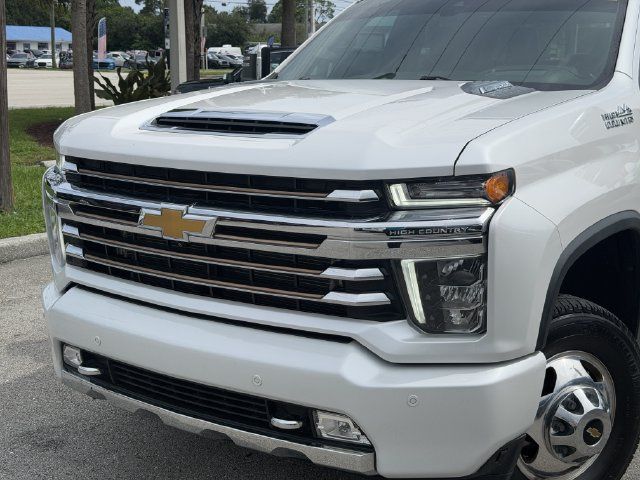 Used 2023 Chevrolet Silverado 3500 High Country w/ Snow Plow Prep/Camper Package AWD/4WD image 6