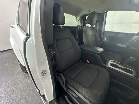 Used 2020 Chevrolet Colorado LT w/ Safety Package image 29