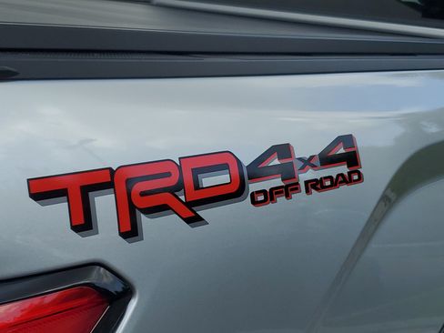 Used 2025 Toyota Tundra Limited w/ TRD Off-Road Package AWD/4WD image 7