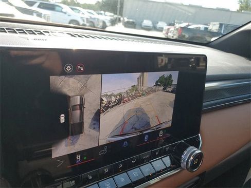 New 2025 GMC Canyon AT4 w/ Nightfall Edition image 22