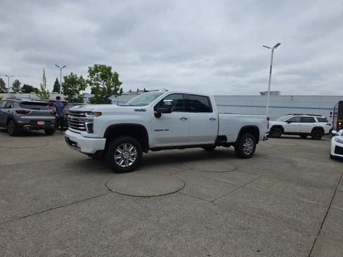 Used 2022 Chevrolet Silverado 3500 High Country w/ Z71 Off-Road Package AWD/4WD image 16
