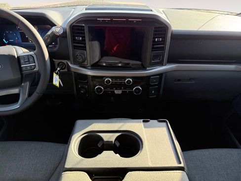 Used 2024 Ford F150 XLT image 11