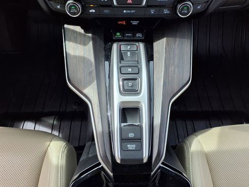 Used 2021 Honda Clarity Touring image 19
