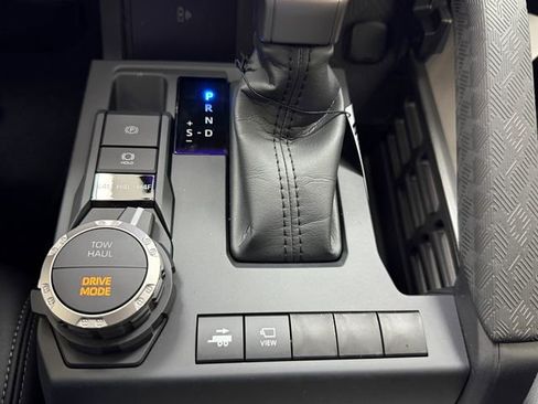 New 2026 Toyota Tacoma Limited AWD/4WD image 22