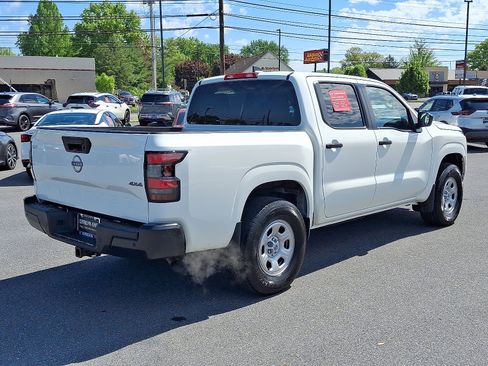 Certified 2024 Nissan Frontier S w/ Technology Package AWD/4WD image 7