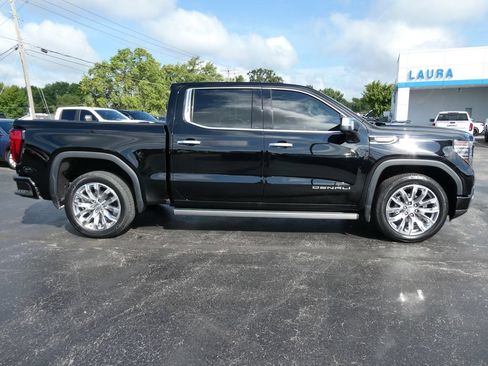 Certified 2025 GMC Sierra 1500 Denali RWD image 5