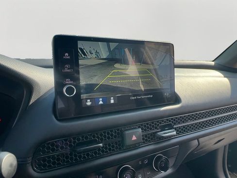 Used 2027 Honda HR-V LX image 15