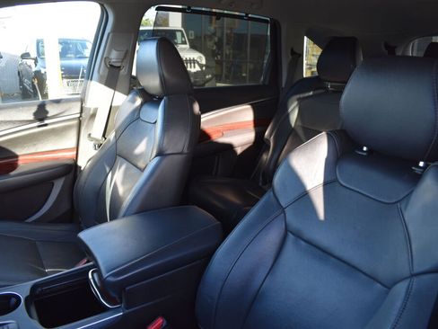 Used 2016 Acura MDX SH-AWD image 17