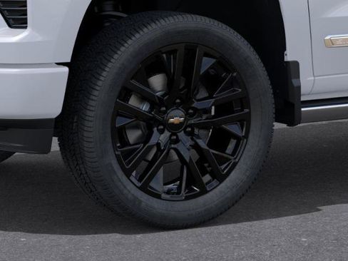 New 2026 Chevrolet Silverado 1500 High Country w/ High Country Premium Package AWD/4WD image 33