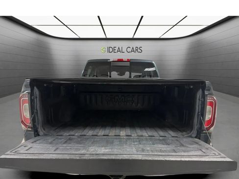 Used 2018 GMC Sierra 1500 SLT AWD/4WD image 18