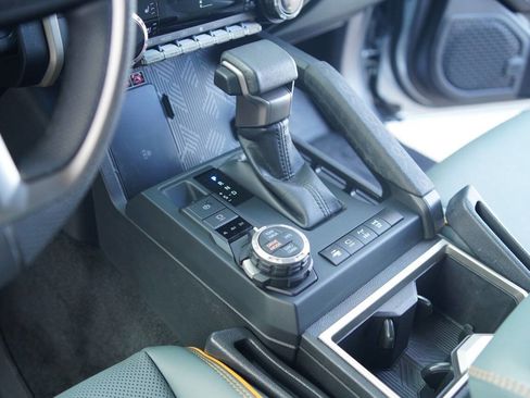 Used 2024 Toyota Tacoma Trailhunter HV 4x4 4dr Double image 34