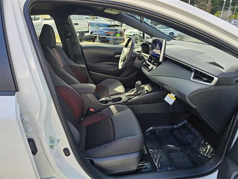 New 2026 Toyota Corolla SE image 10