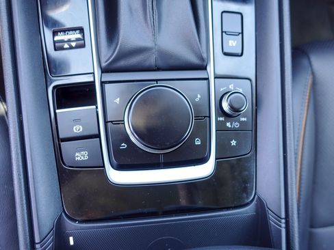 Certified 2025 MAZDA CX-50 AWD 2.5 Hybrid w/ Premium Pkg image 26