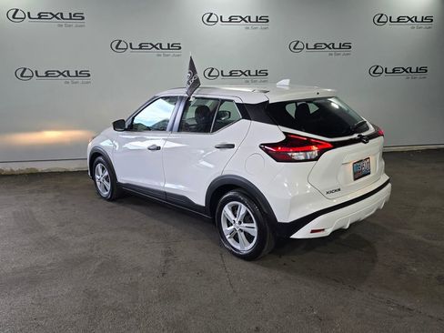 Used 2021 Nissan Kicks S image 8