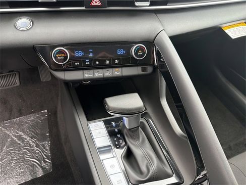 New 2026 Hyundai Elantra Blue image 30