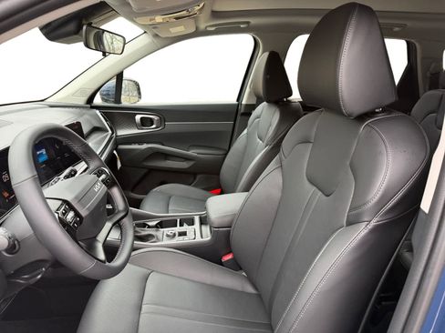 New 2026 Kia Sorento S w/ S Panoramic Sunroof Package image 9