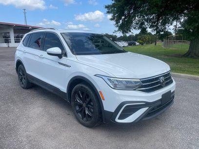 Used 2024 Volkswagen Tiguan SE