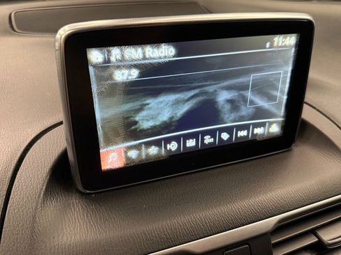 Used 2016 MAZDA MAZDA3 i Touring image 12