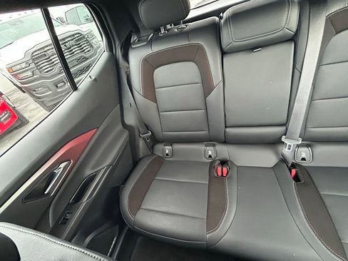 Used 2025 Chevrolet Equinox EV RS FWD image 12