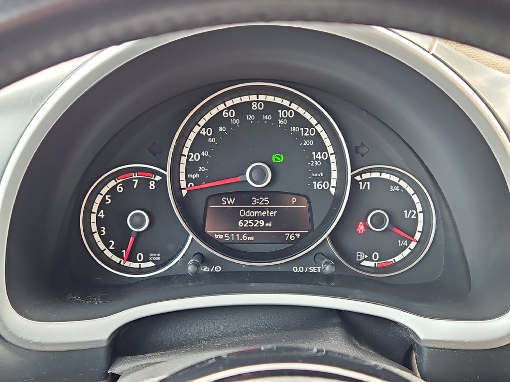 Used 2016 Volkswagen Beetle R-Line SEL FWD image 31