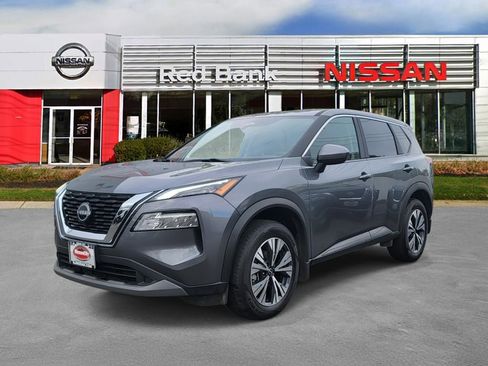 Certified 2023 Nissan Rogue SV image 4