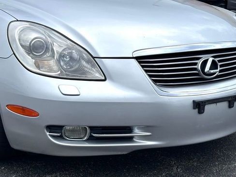 Used 2006 Lexus SC 430 Convertible RWD image 2