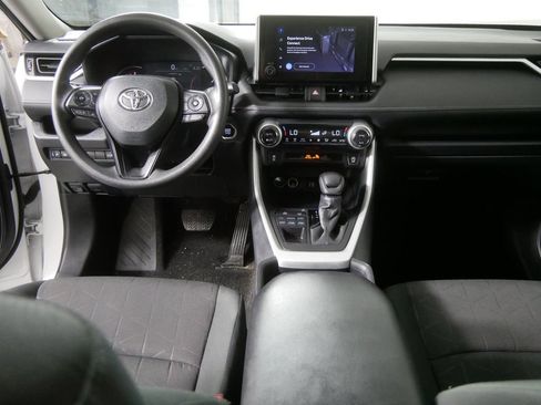 Used 2024 Toyota RAV4 XLE w/ Convenience Package AWD/4WD image 20