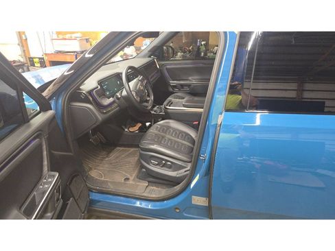 Used 2022 Rivian R1T Launch Edition AWD/4WD image 4