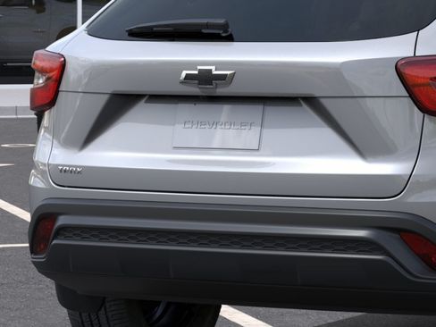 New 2026 Chevrolet Trax LS FWD image 14