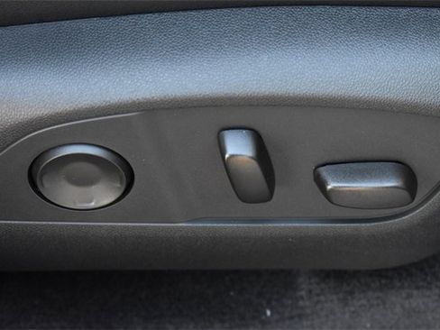 New 2026 Chevrolet Traverse RS image 15