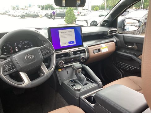 New 2026 Toyota 4Runner Limited RWD image 6