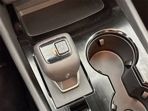 Used 2023 Nissan Rogue SV image 14