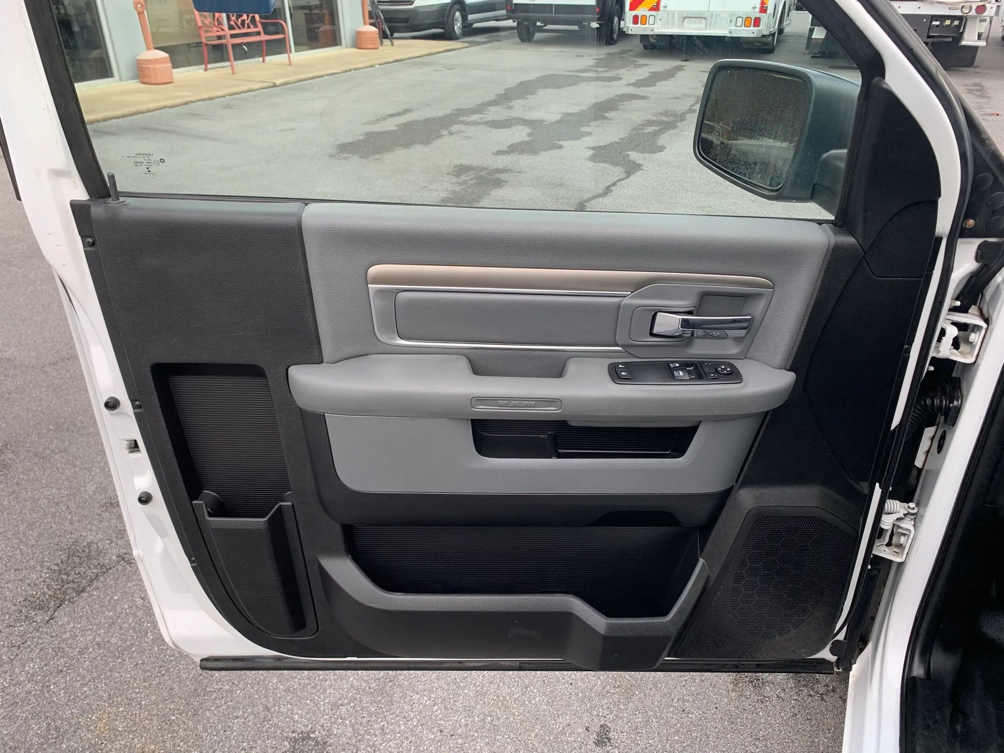 Used 2017 RAM 1500 Tradesman w/ Power & Remote Entry Group RWD image 8