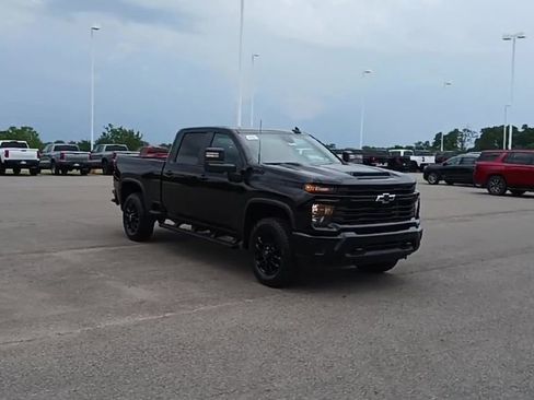 New 2025 Chevrolet Silverado 2500 Custom w/ Custom Value Package image 2