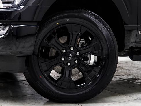 Used 2023 Ford F150 Lariat w/ Equipment Group 502A High image 3