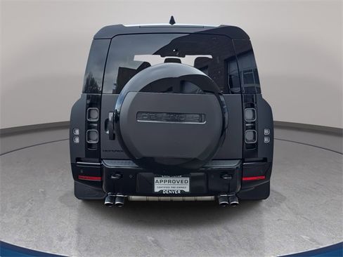 Used 2025 Land Rover Defender 130 V8 image 7